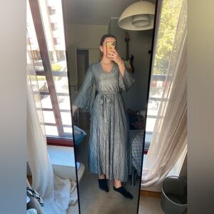 Women's Gray Long Sleeve Wrap Midi Dress